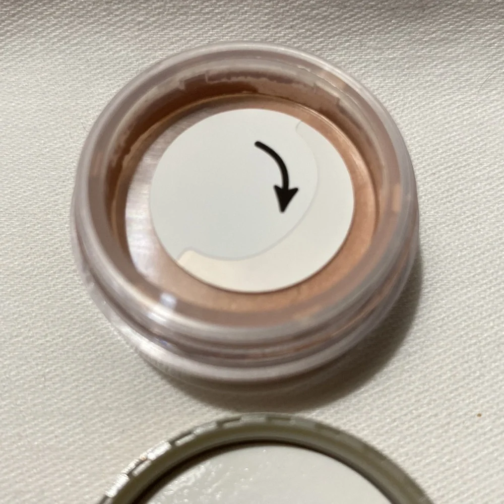 bareMinerals cosmetics - Picture 3 of 3